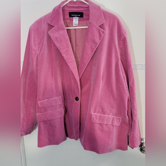 Jones New York Jackets & Blazers - Jones New York Pink Velvet Women's Blazer Size 24W NWOT